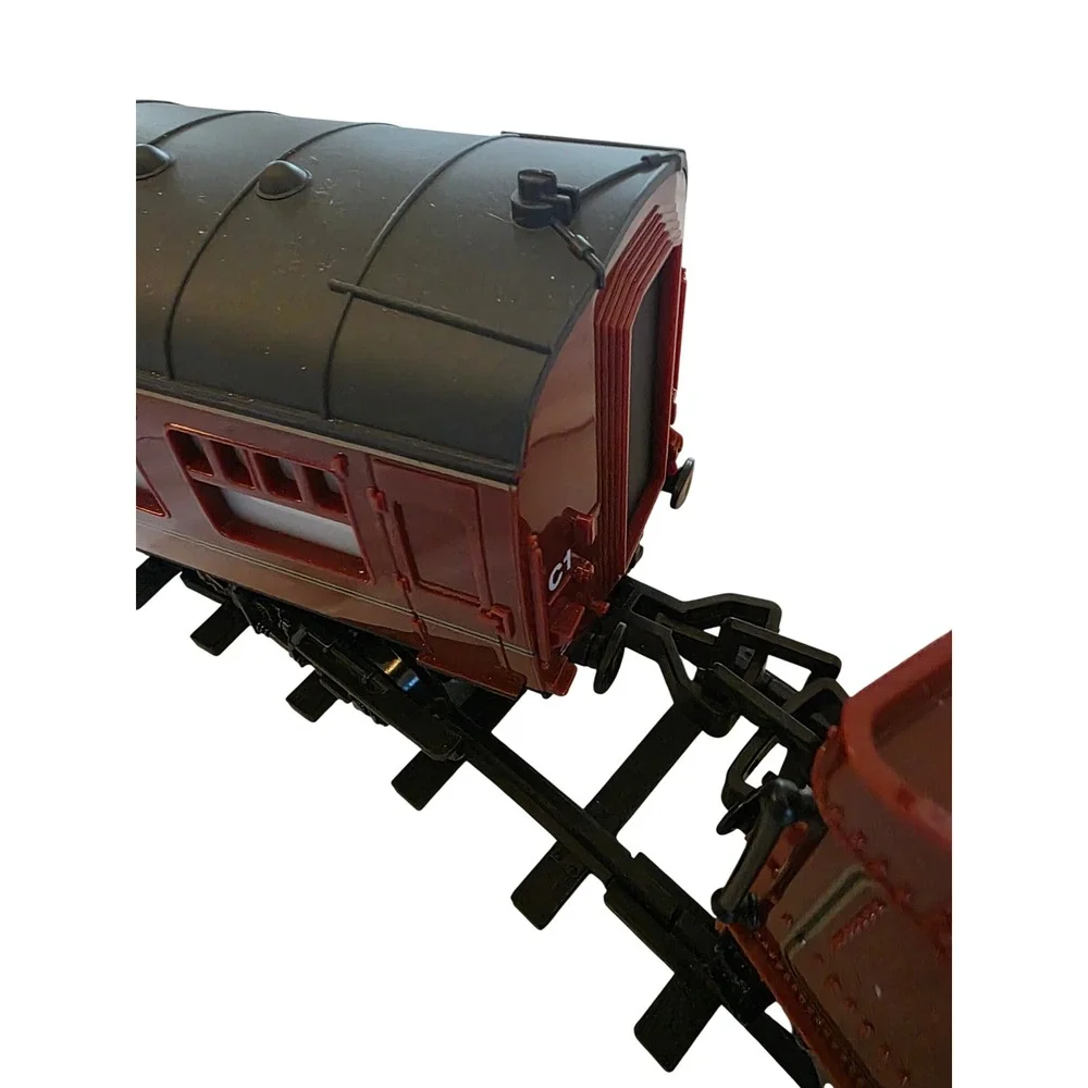 Lionel‎ Harry Potter Hogwarts Express G-Gauge Train Set 5972 Locomotive Track
